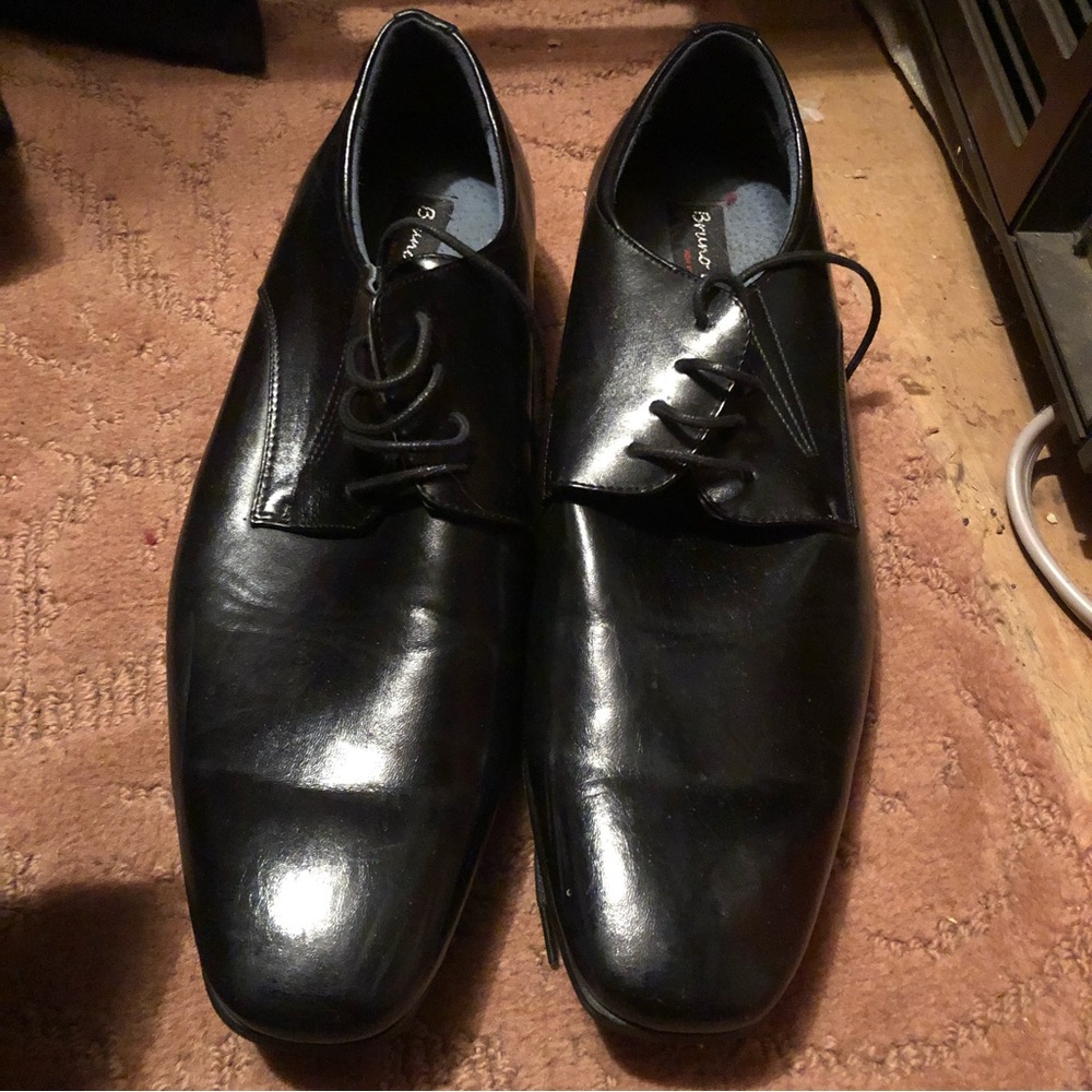 Bruno Marc black dress shoes